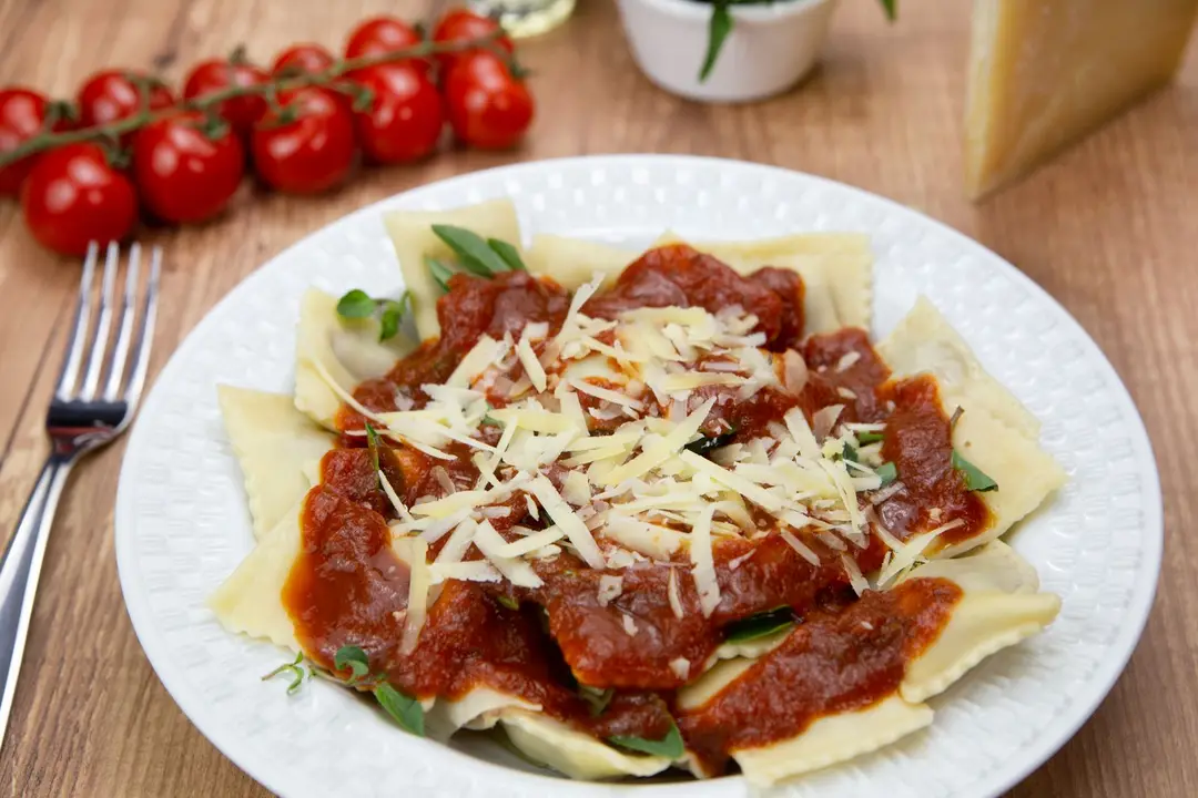 Ravioli di Carne — Carne bovina moída.
